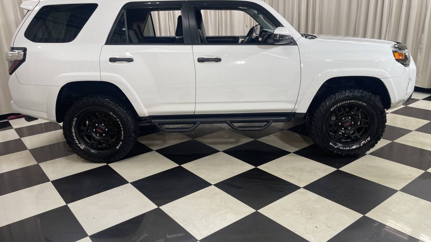 2019 toyota 4runner sr5