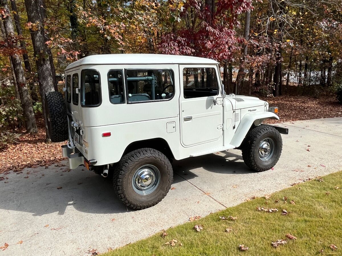 4.2 liter 6 cylinder manual transmission