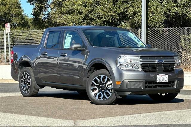 2022 ford maverick lariat