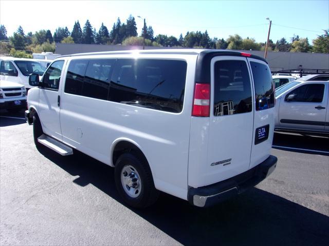 2015 chevrolet express 2500 lt