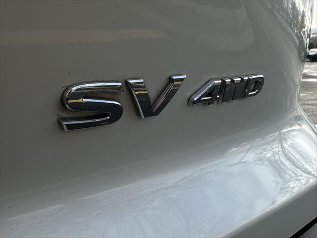 2023 nissan pathfinder sv 4wd