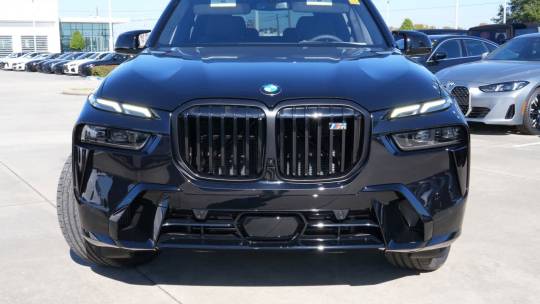 2025 BMW X7