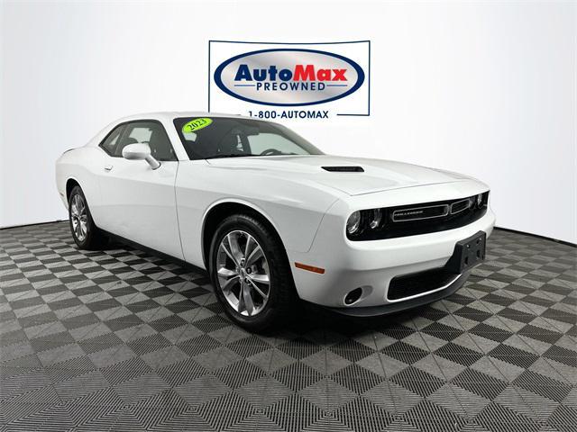 2023 dodge challenger sxt