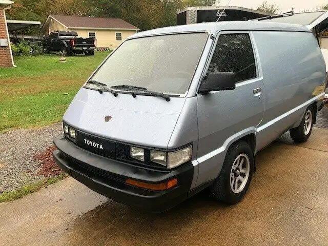 1989 toyota van cargo ***as is not driving* mechanics special