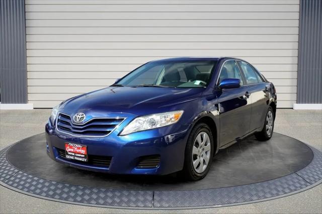 2011 toyota camry le