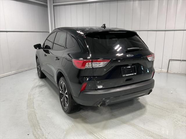 2022 ford escape sel