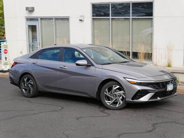 2024 hyundai elantra hev limited