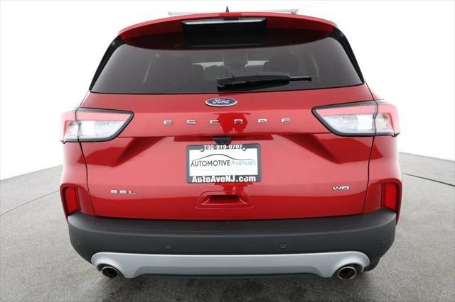 2022 ford escape sel
