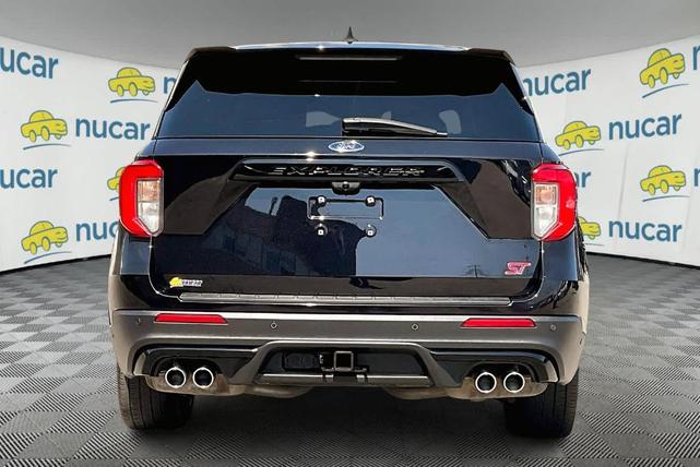 2022 ford explorer st