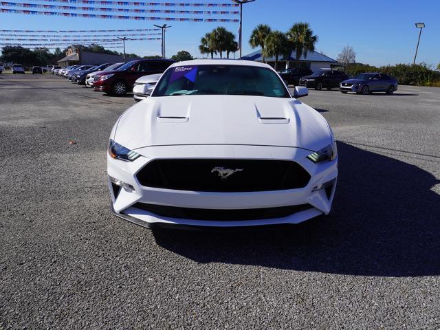 2021 ford mustang