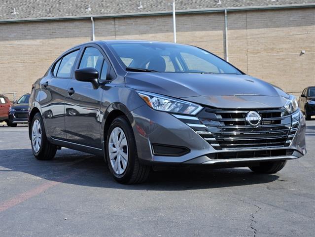 2024 nissan versa s