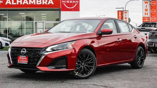 2025 Nissan Altima