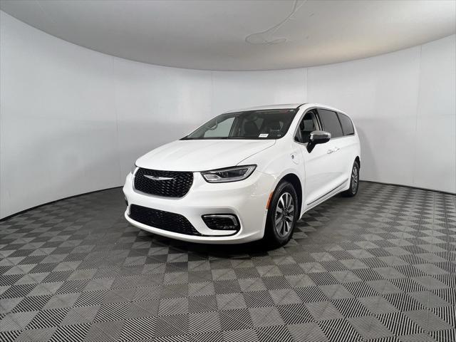 2023 chrysler pacifica hybrid limited