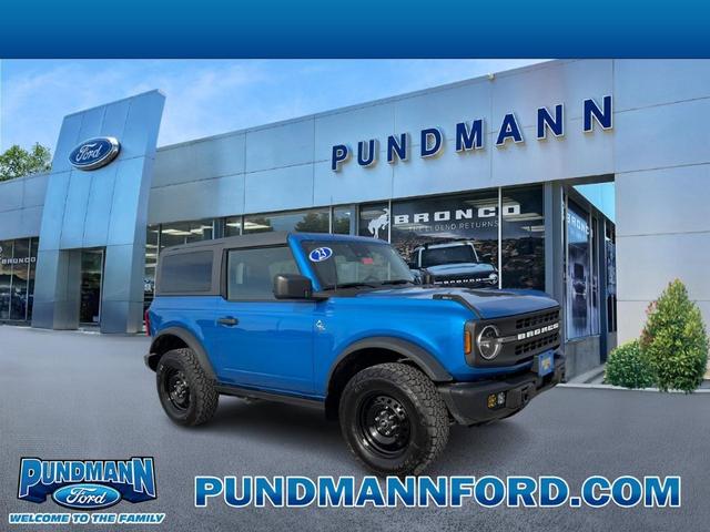 2023 ford bronco black diamond