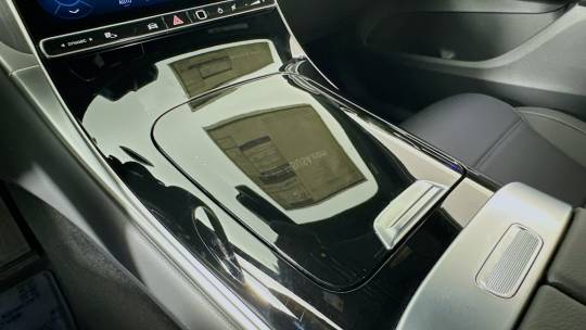 2025 Mercedes-Benz GLC