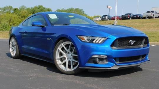 2017 ford mustang gt