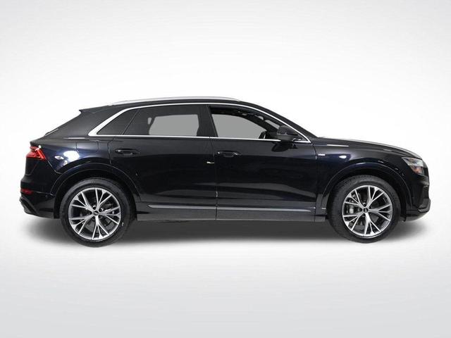 2021 audi q8 55 premium plus