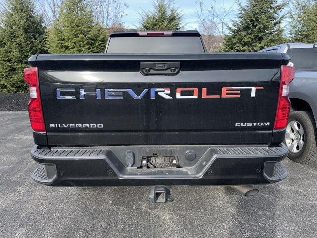 2024 chevrolet silverado 2500 custom