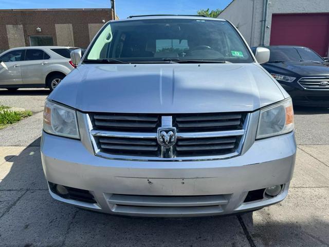 2008 dodge grand caravan sxt