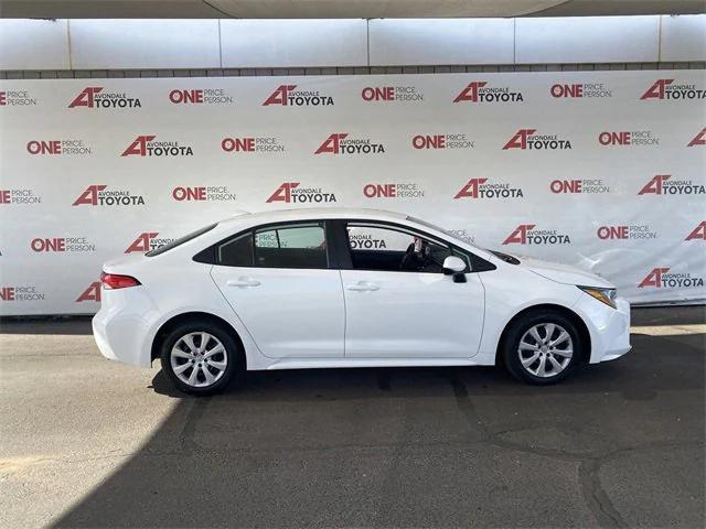 2022 toyota corolla le