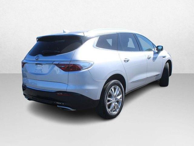 2022 buick enclave premium