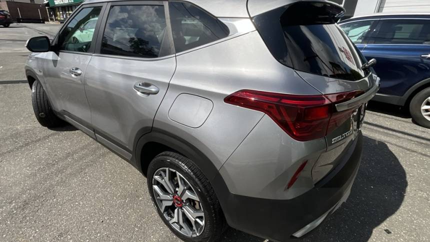 2021 kia seltos sx turbo