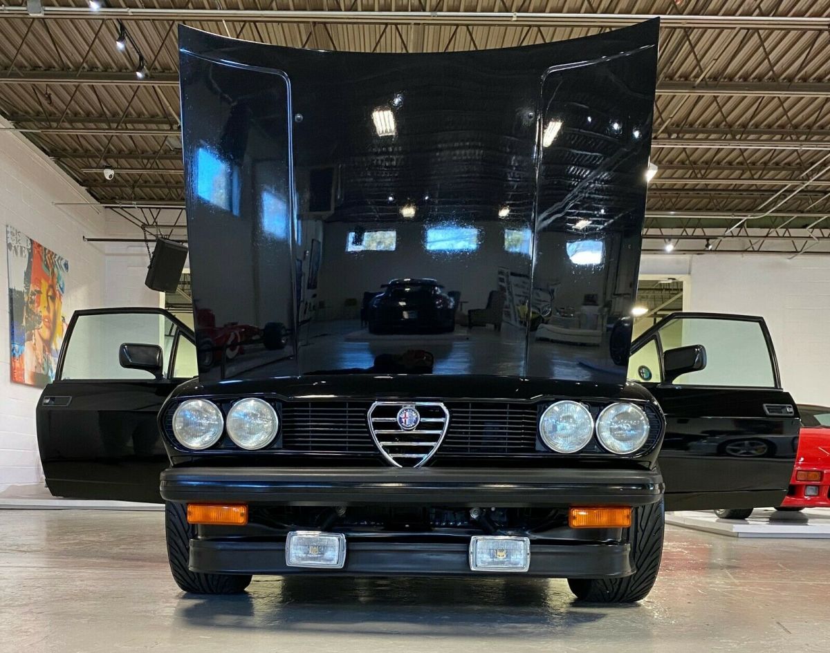 gorgeous 1978 alfa romeo alfetta gt 5-speed manual coupe - collector special