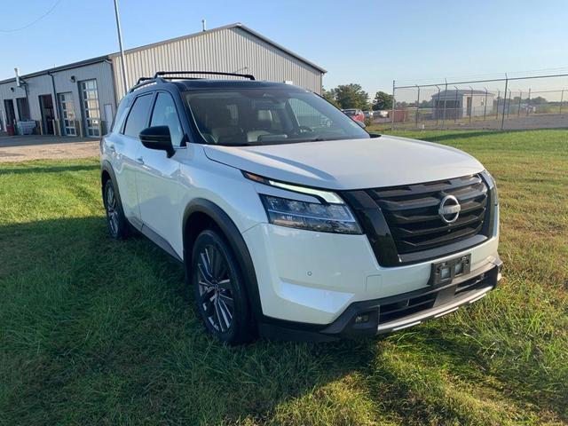2023 nissan pathfinder sl