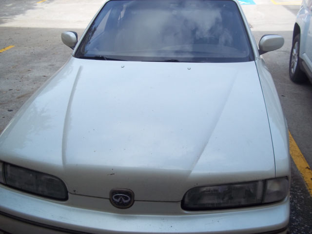 1991 infiniti q45 with 196000 miles, v8 runs