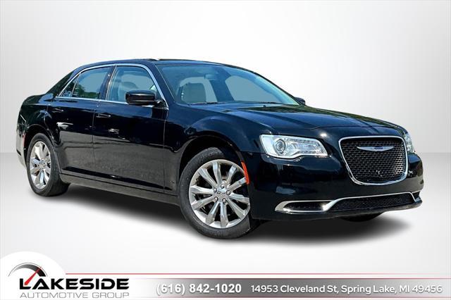 2019 chrysler 300 touring