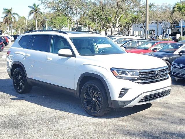 2022 volkswagen atlas 3.6l se w/technology