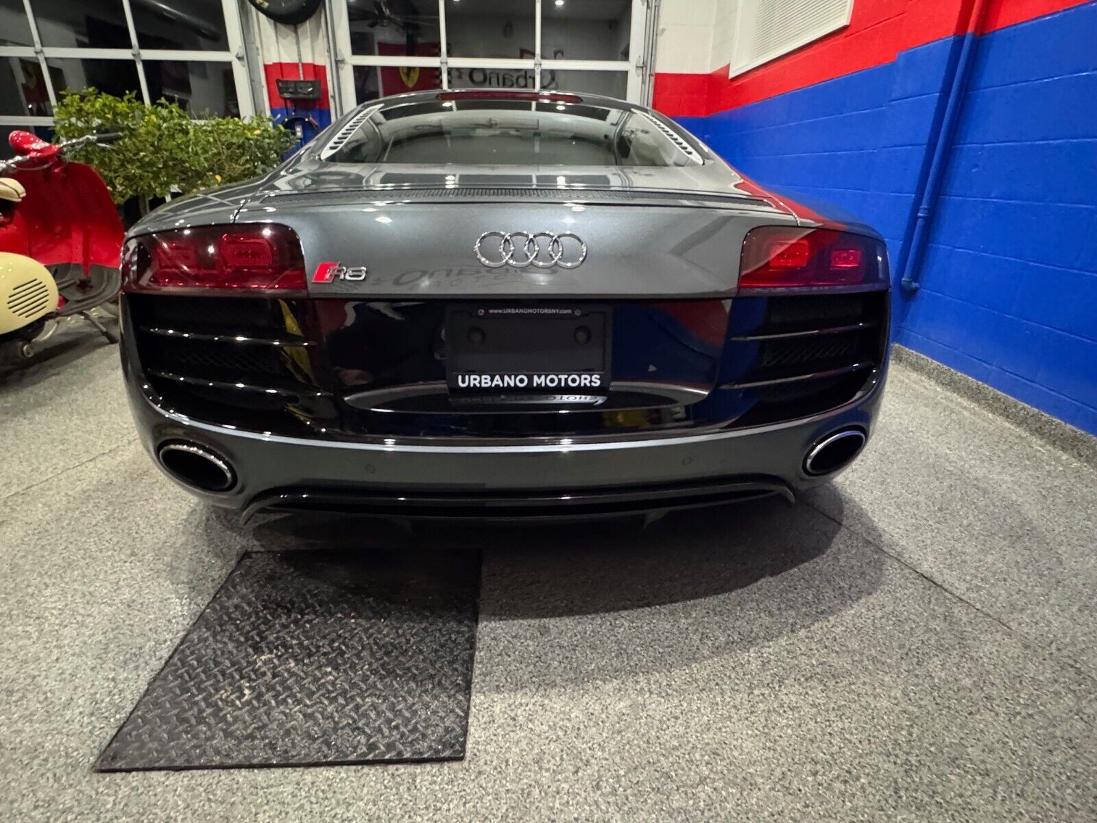 2010 audi r8