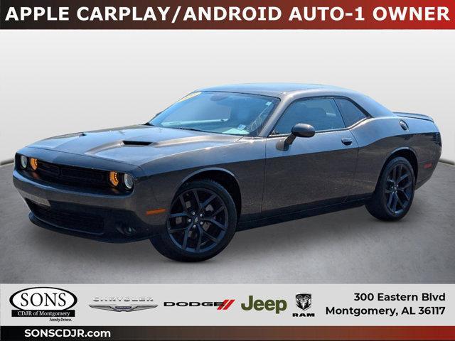 2023 dodge challenger sxt