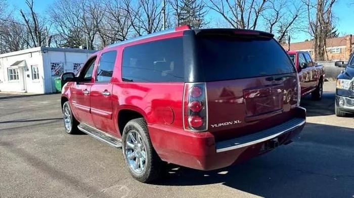 2008 gmc yukon xl 1500 denali sport utility 4d in levittown, pennsylvania