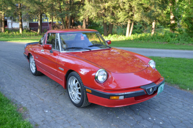 1987 alfa romeo spider quadrifoglio convertible 2-door 2.0l