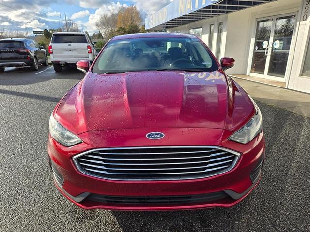 2019 ford fusion hybrid se
