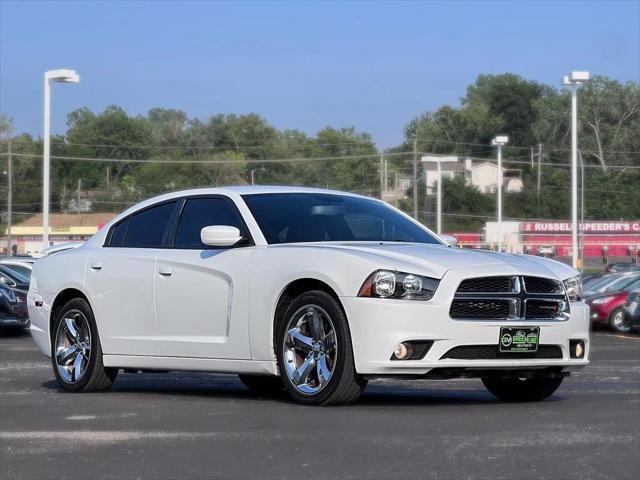 2013 dodge charger sxt