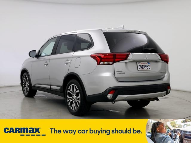 2018 mitsubishi outlander se