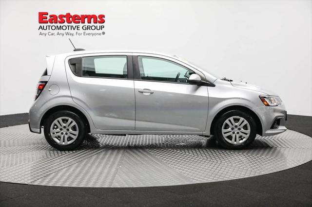 2020 chevrolet sonic fwd hatchback 1fl 5-door