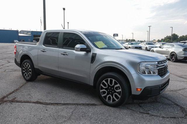 2023 ford maverick lariat