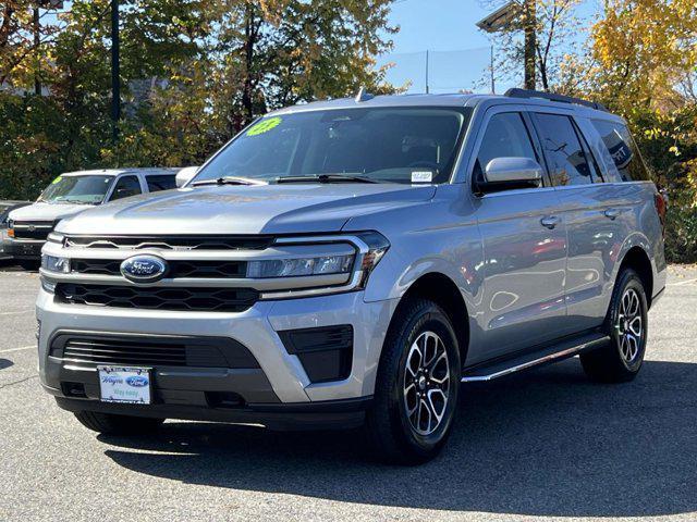 2023 ford expedition xlt