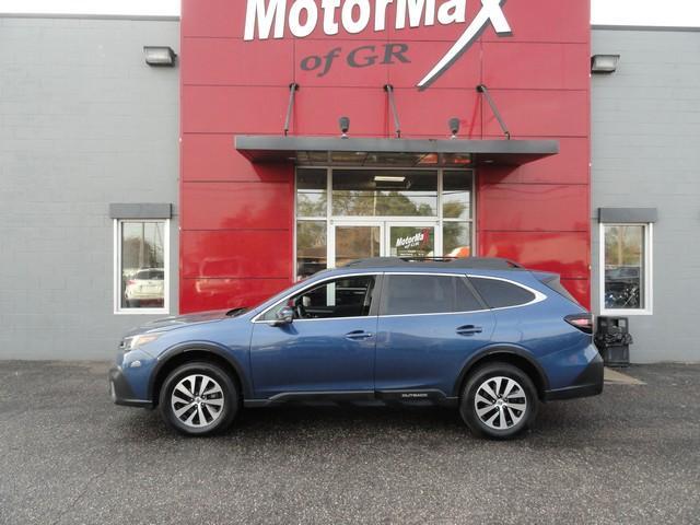 2022 subaru outback premium