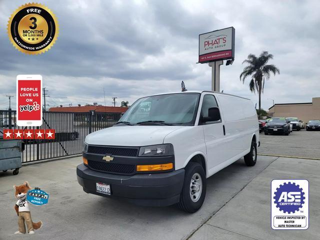2018 chevrolet express 2500 extended van 3d