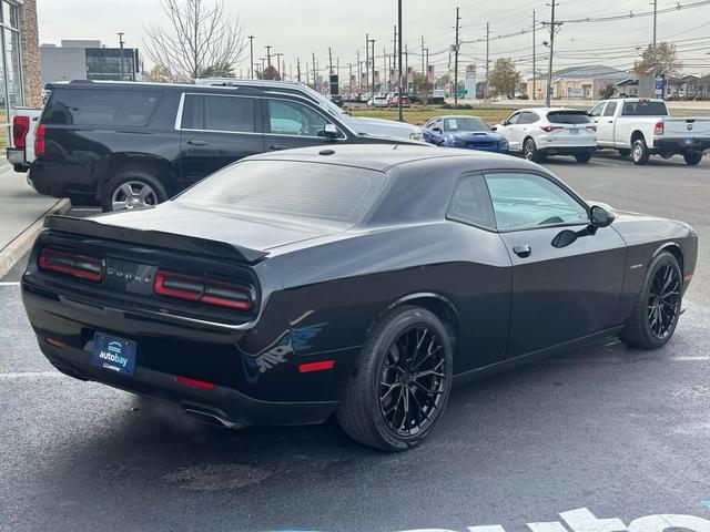 2022 dodge challenger r/t