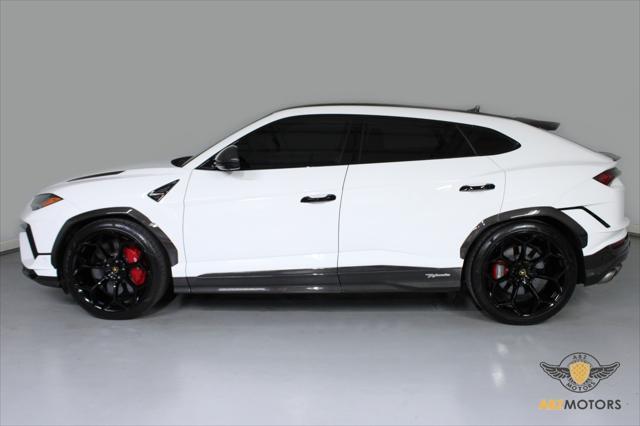 2023 lamborghini urus performante