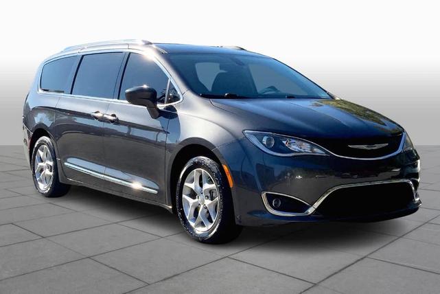 2019 chrysler pacifica touring-l plus