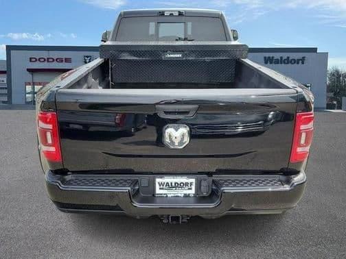 2022 ram 3500 laramie 4x4 crew cab 8 ft. box 169.5 in. wb in waldorf, maryland