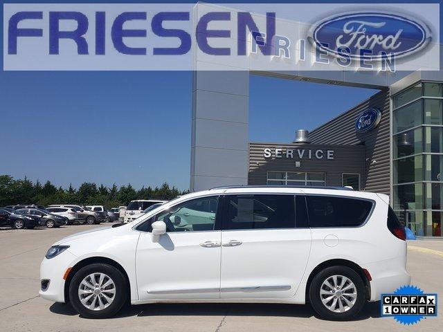 used 2018 chrysler pacifica touring-l aurora, ne 68818 for sale in aurora, nebraska