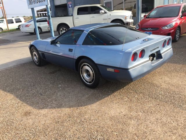 1984 chevrolet corvette base 48k extremely clean and runs great
