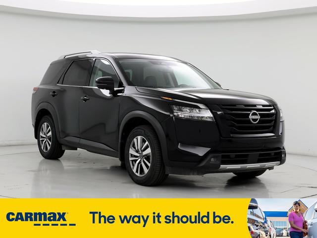 2023 nissan pathfinder platinum